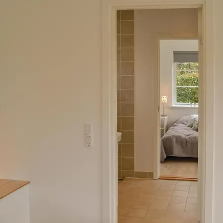 Five-Bedroom Holiday Home In Vejby بيت للعطل Vejby