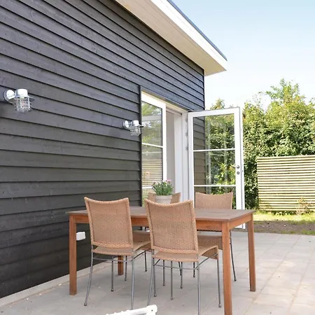Five-Bedroom Holiday Home In Vejby Vejby