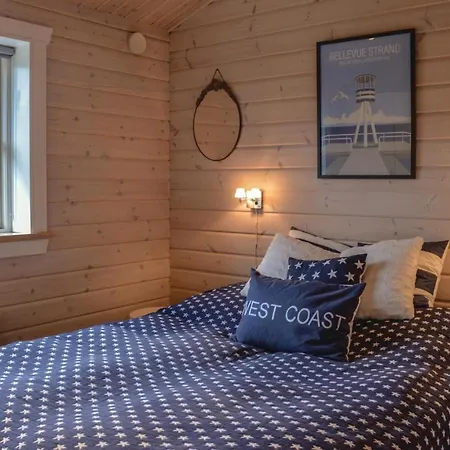Holiday home Five-Bedroom Holiday Home In Vejby Vejby